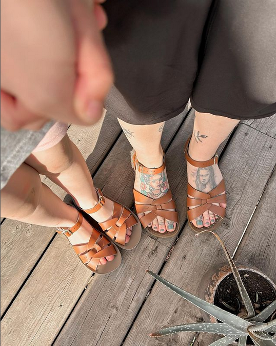 Salt Water Sandals - Mom & Me Giveaway