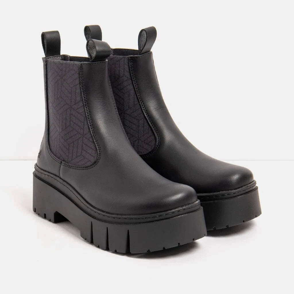 Leeds Platform Chelsea Boot, 1766